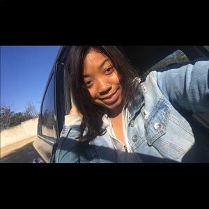 Meet your Posher, Shelea